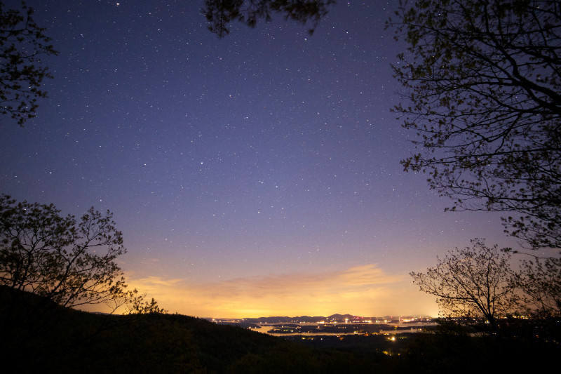 Full Steam Ahead with Mars, Saturn, & the Moon